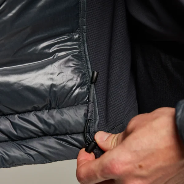 Mackenzie Graphene Atlas Lightweight Puffer - Image 6